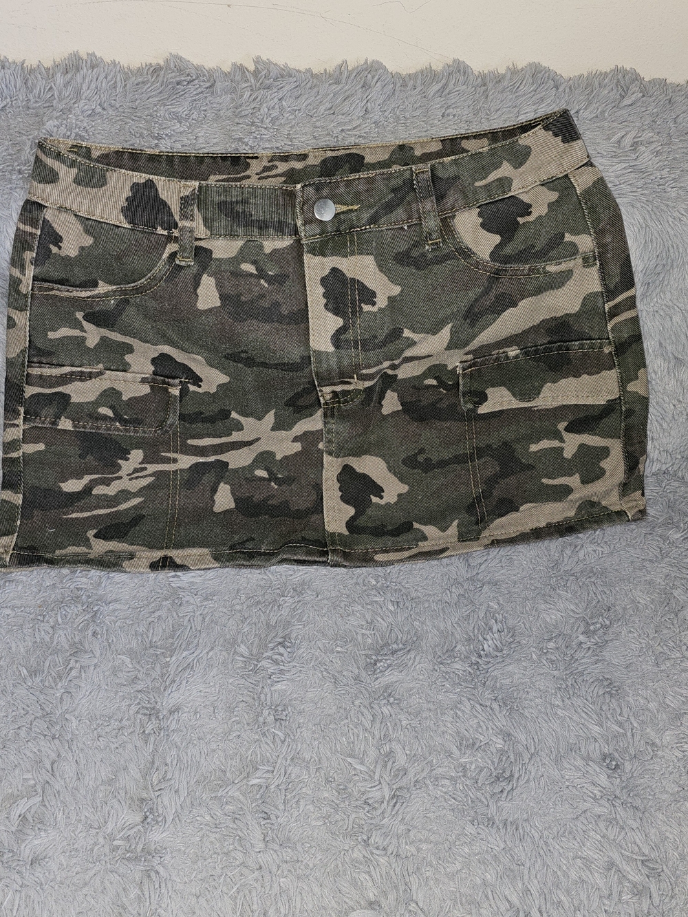 Camo Cargo Mini Skirt - Olive Green